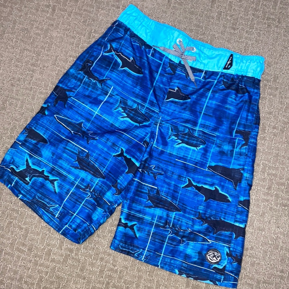 ZeroXposur boys youth XL swim trunks NWOT sharks blue kids teen XL 14-16 kids